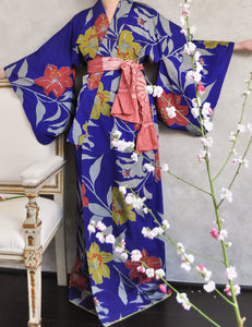 Blooming Lily Taisho Style Silk Antique Kimono
