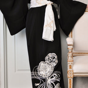 The Wind of Midnight White and Silver Embroidery Myoga Mon Vintage Kimono