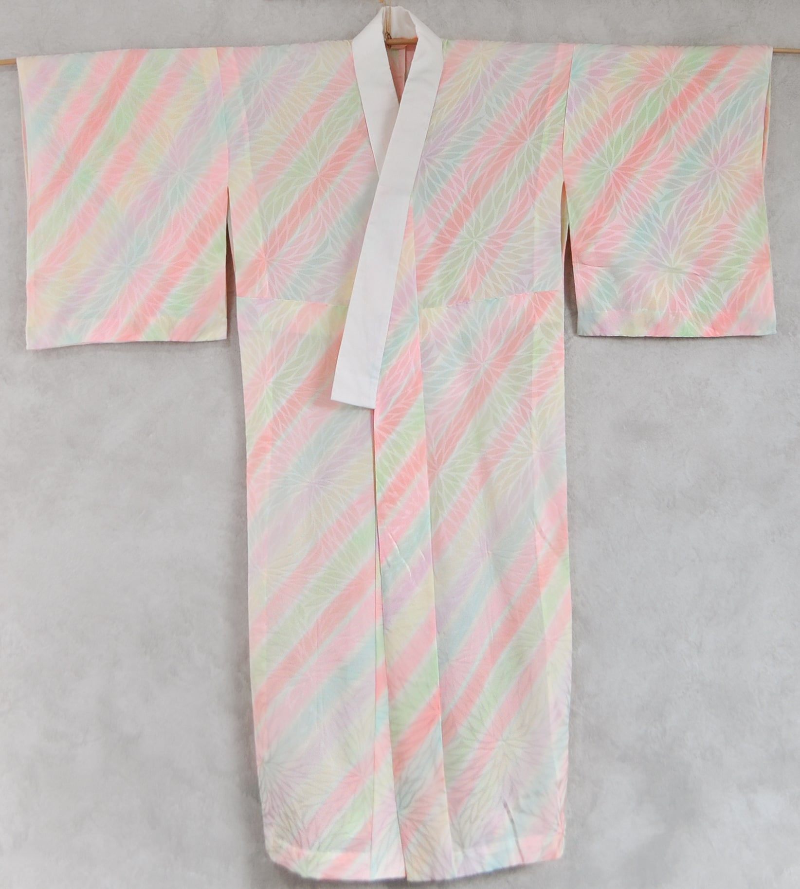 Rainbow Haze Chrysanthemum pattern Rinzu Silk Vintage Juban Kimono
