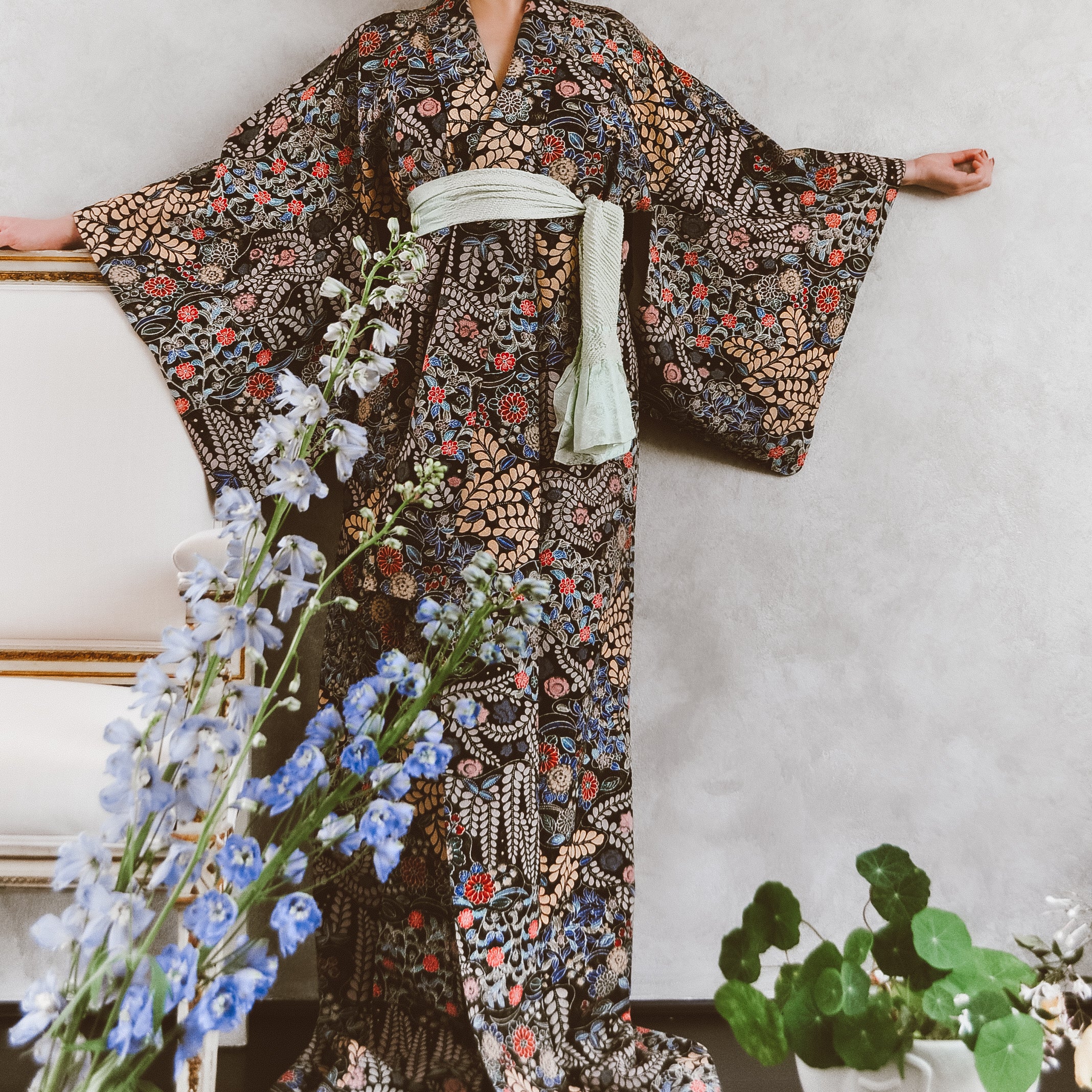 Midnight dream Garden Vintage Kimono