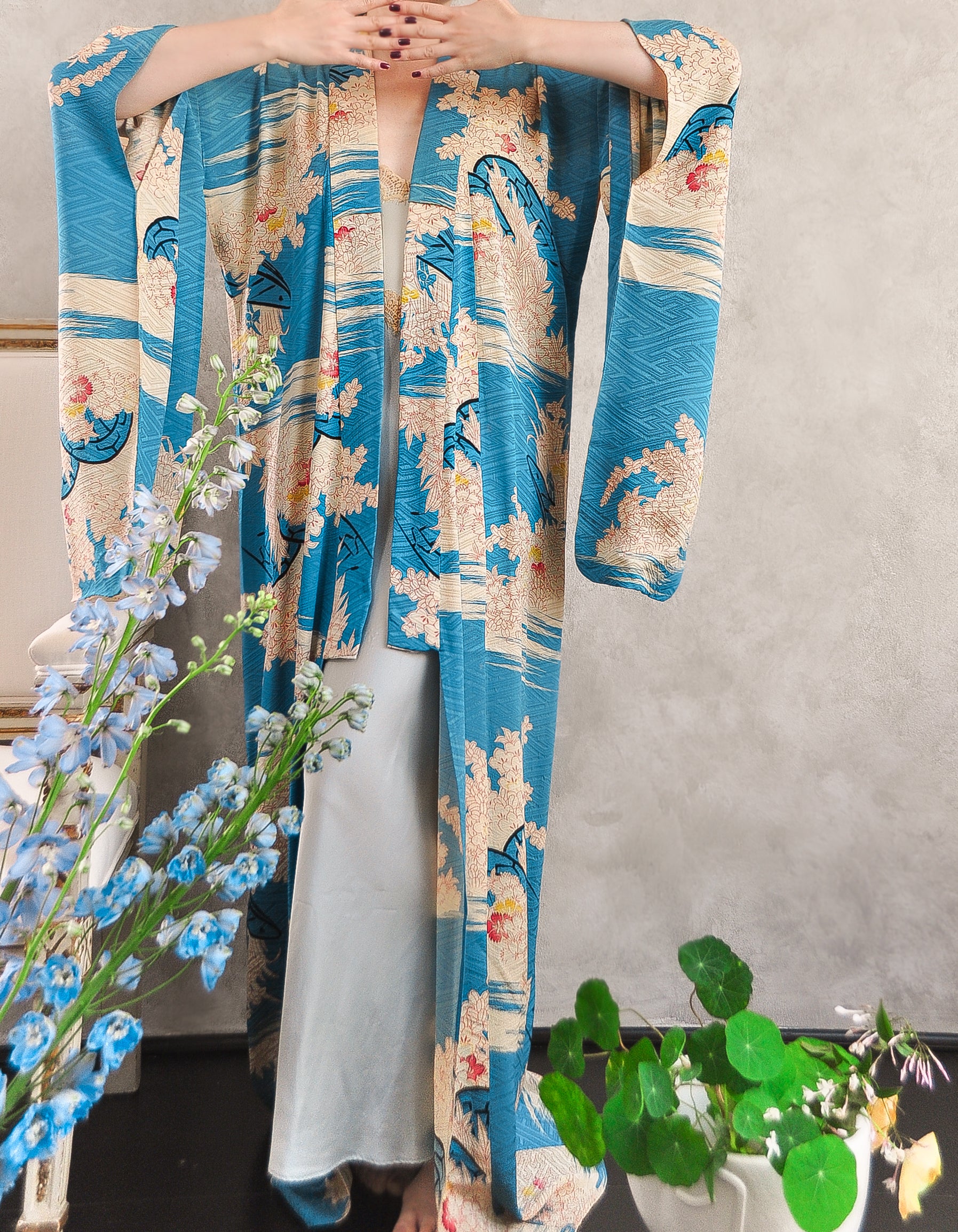 Forget me Not Sayagata Patterned Antique Silk Kimono