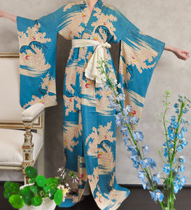 Forget me Not Sayagata Patterned Antique Silk Kimono