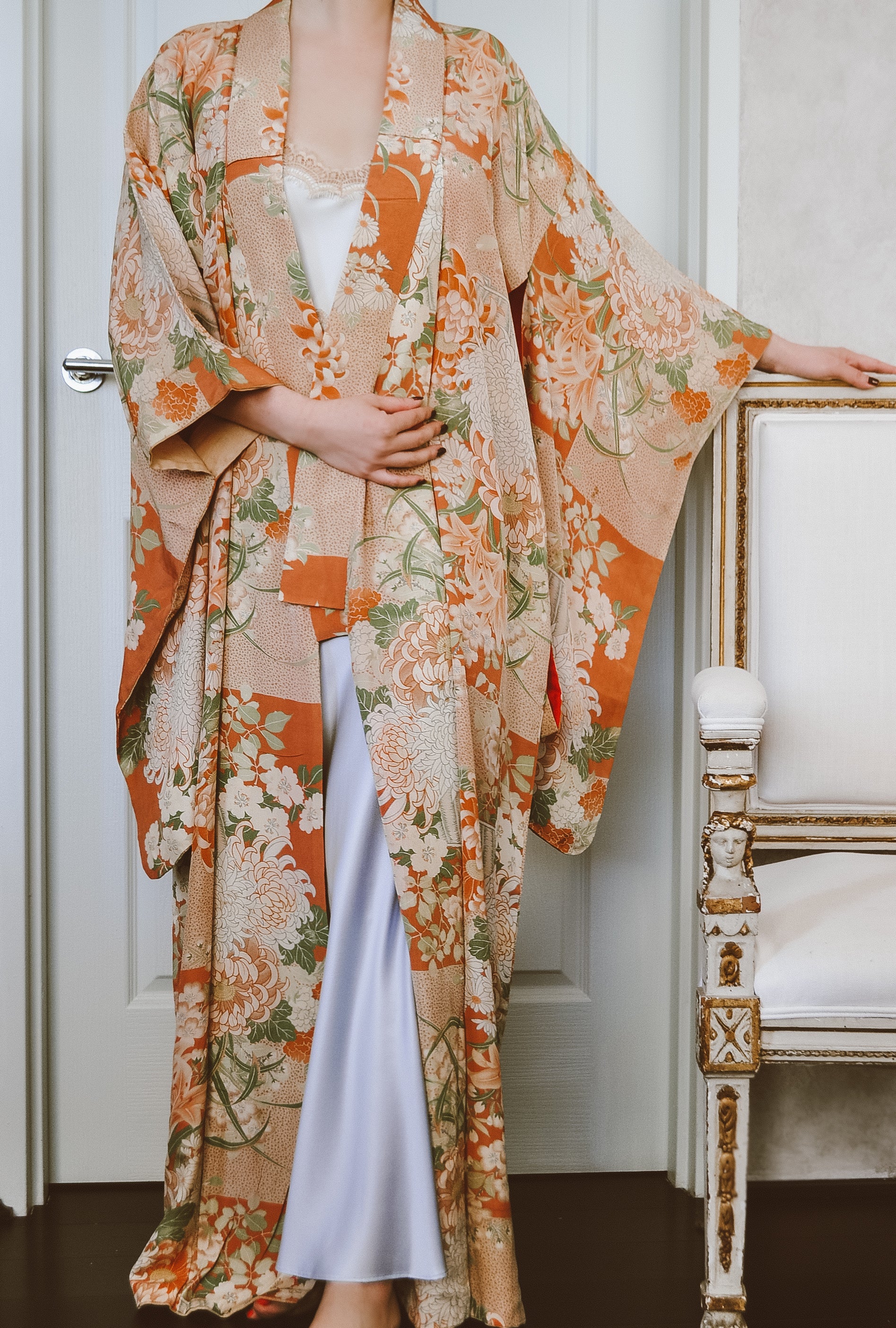 Full Bloom Antique Silk Vintage Juban Kimono