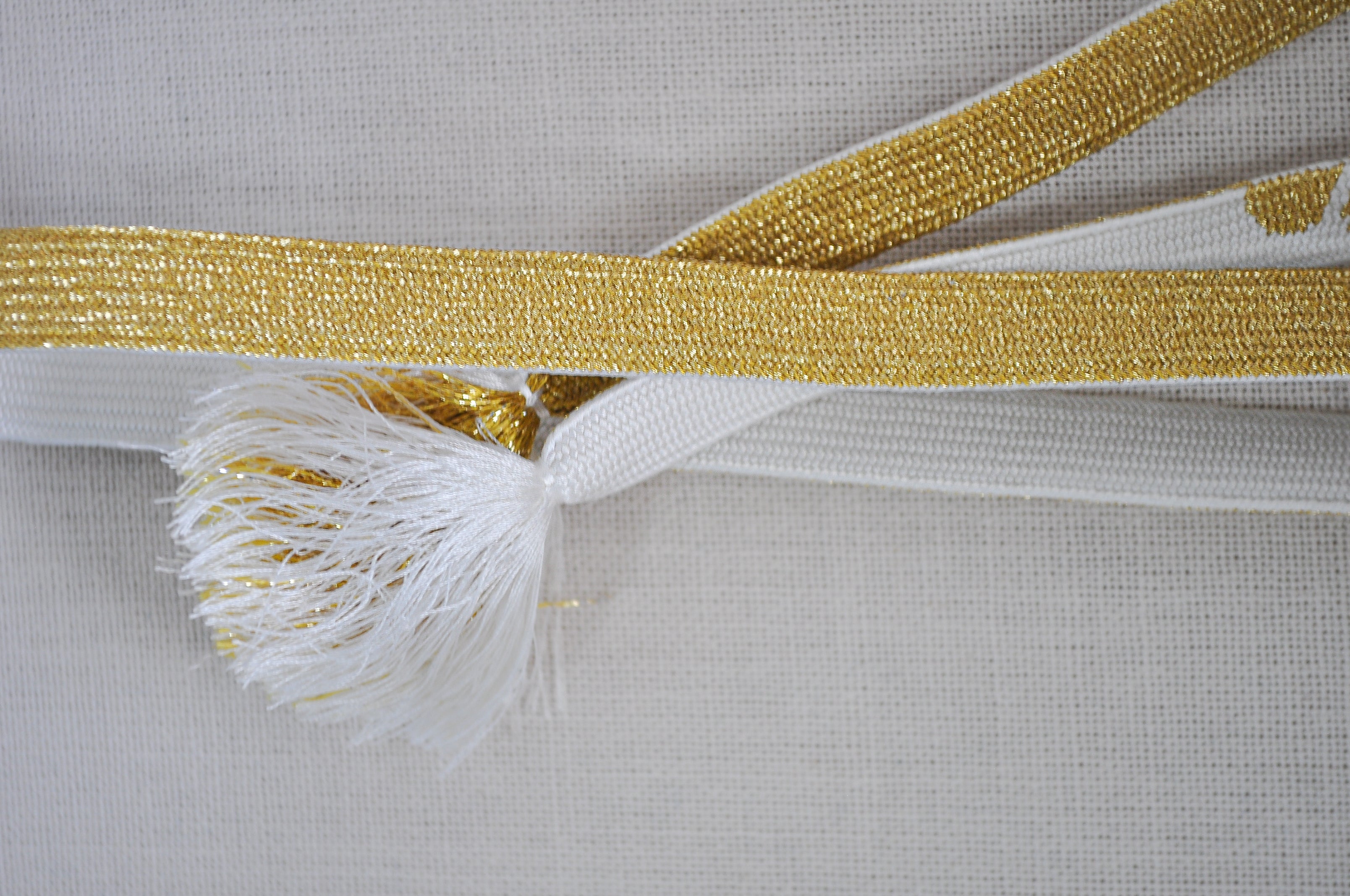 Ume Pattern Gold and white silk Obijeme