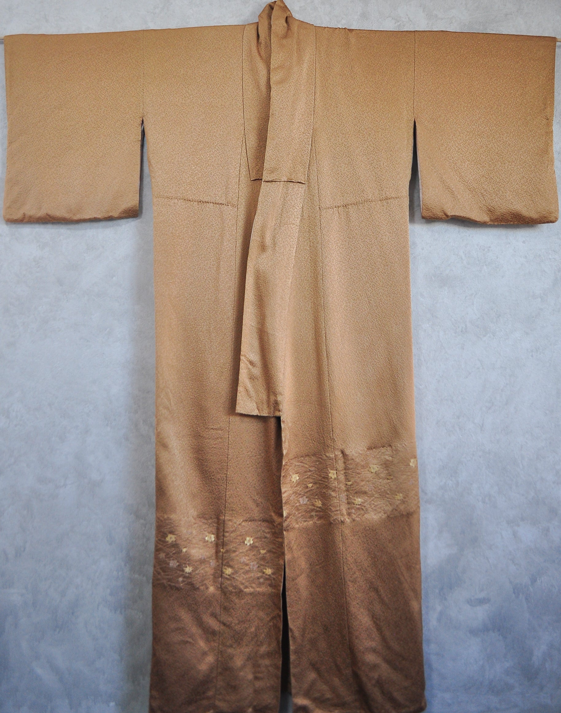Golden Age Textured Silk Chigai Takanoha Kamon Vintage Kimono
