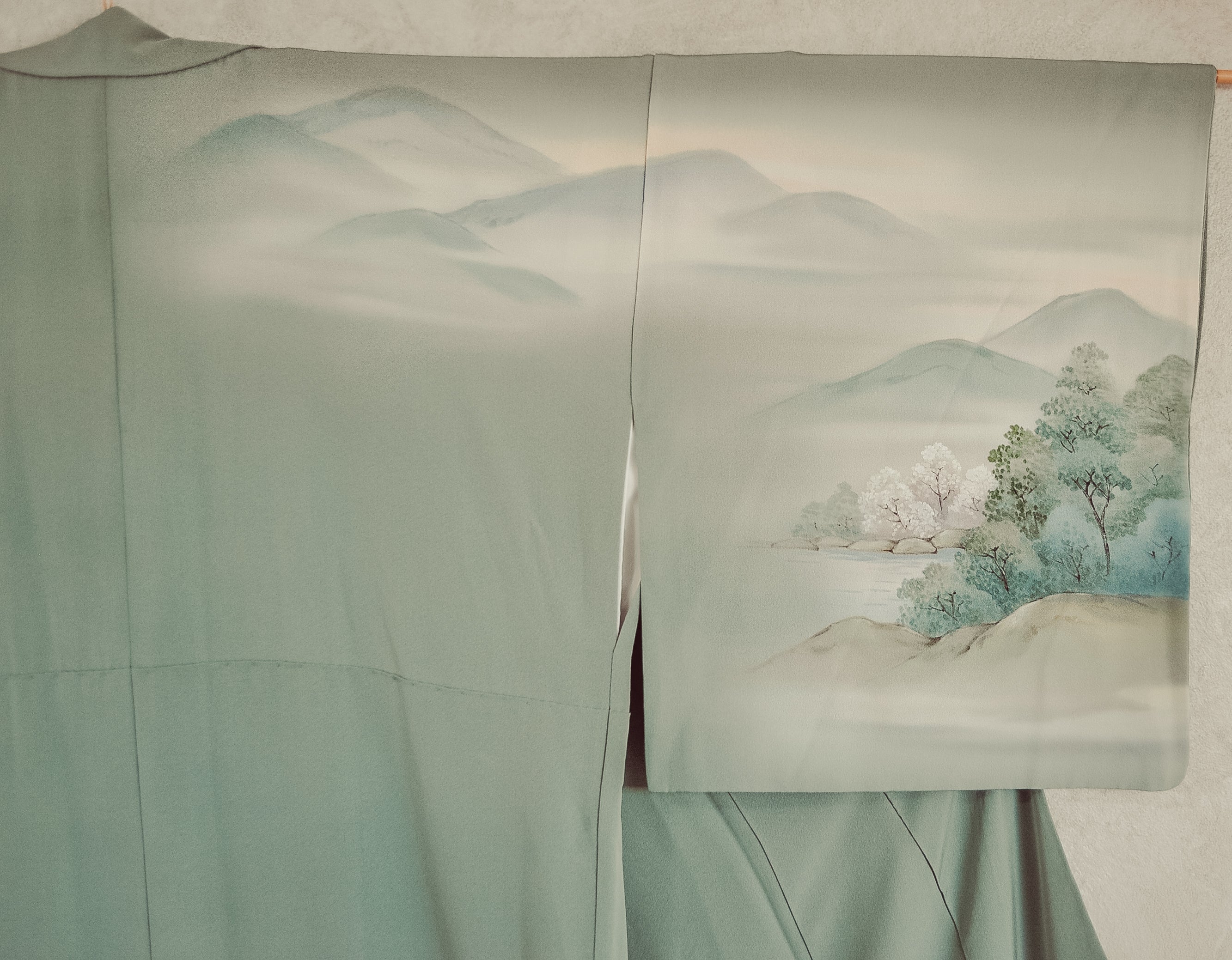 Once upon a time 80s Hand Painted Landscape Kimono Robe