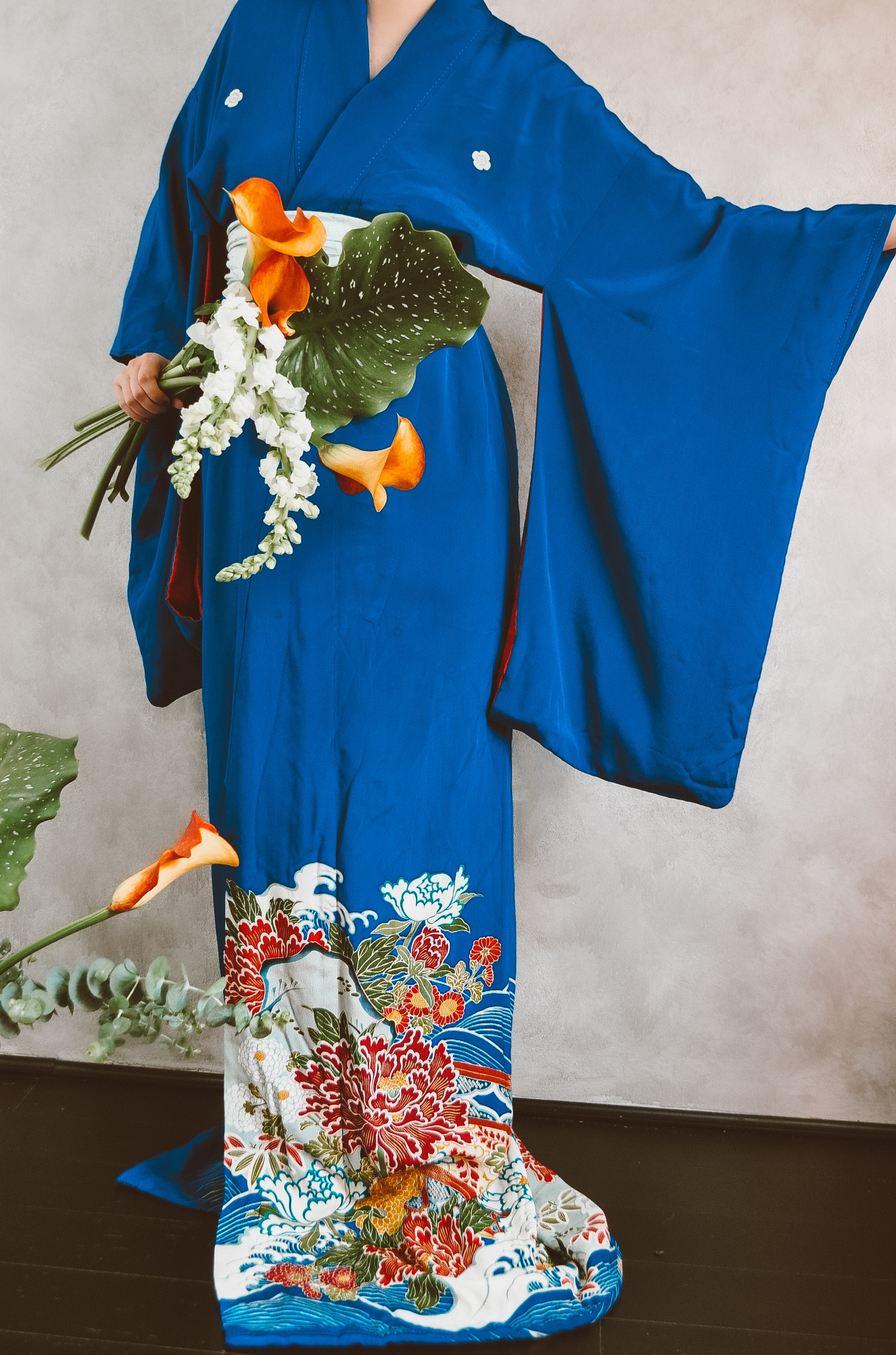 Queen of Flowers Mokko Kamon Antique Silk Vintage Kimono
