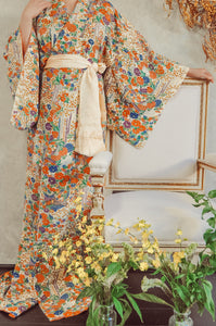 Circa of Blossom 70s Vintage Kimono Robe