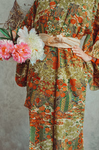 Eyes like Deep Lake 80s Vintage Kimono Robe
