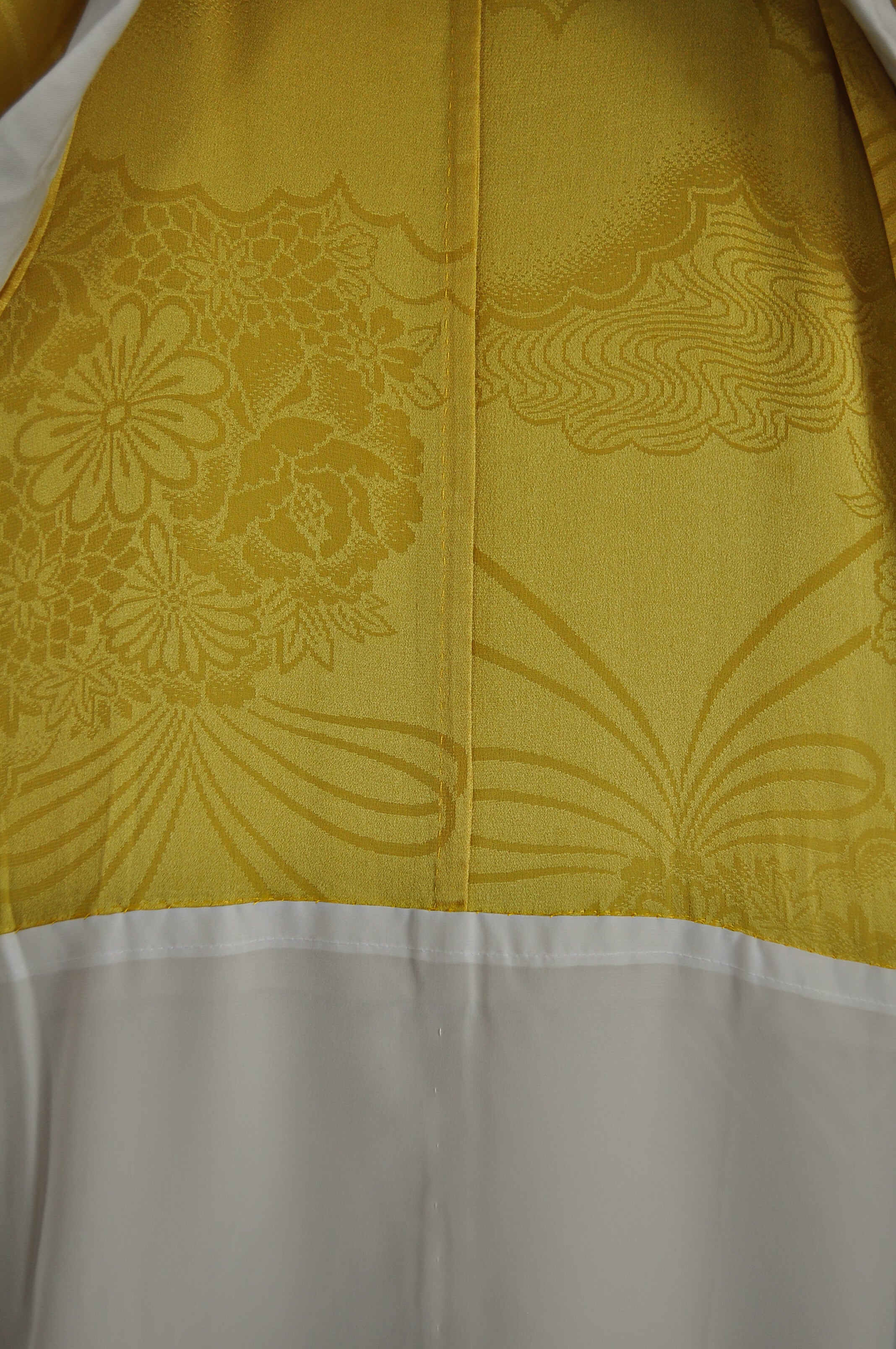 Gold Chrysanthemum Silk Jacquard 70s Juban Kimono Robe