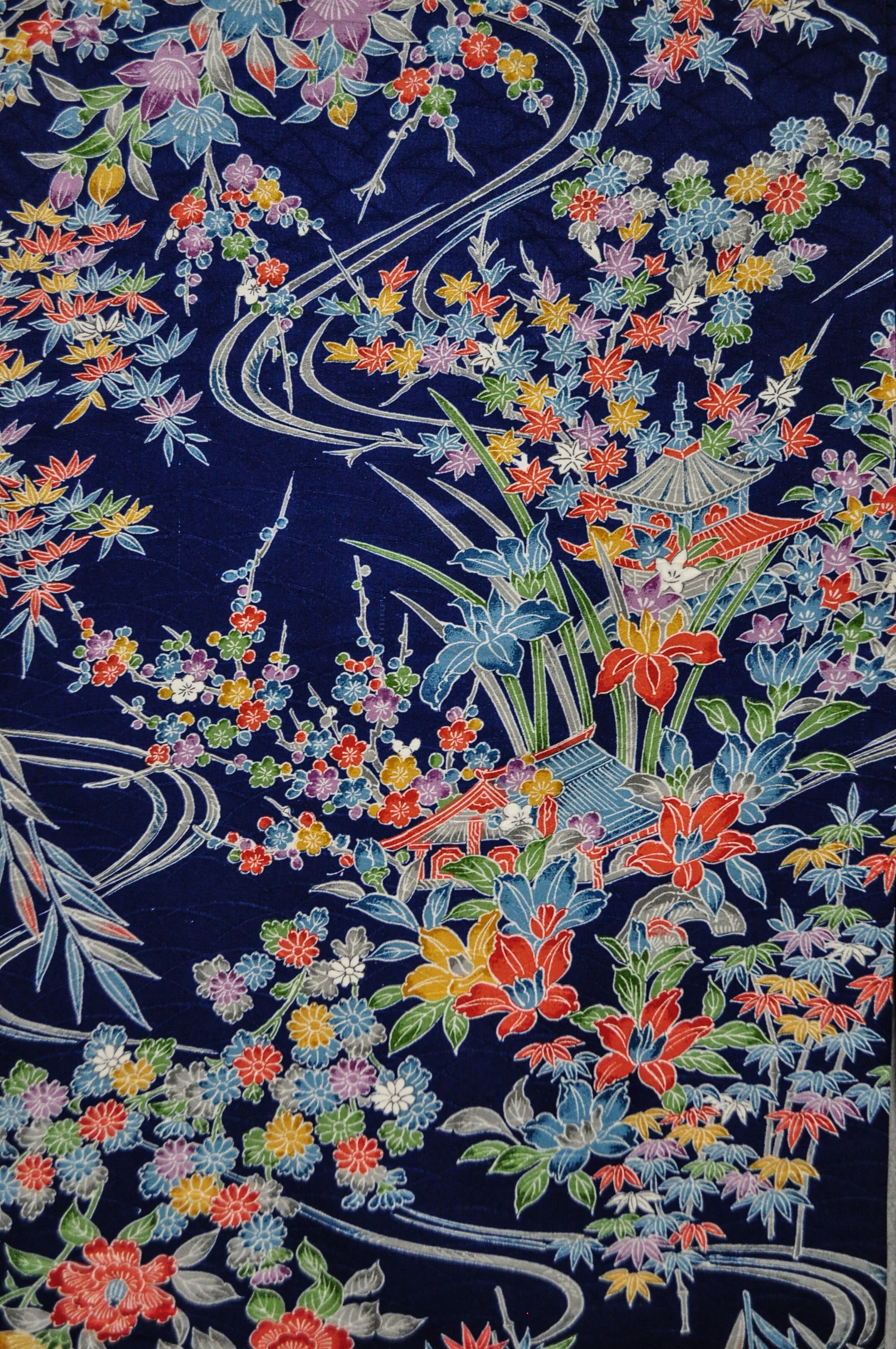 Jardin Bleu 70s Vintage Silk Kimono Robe