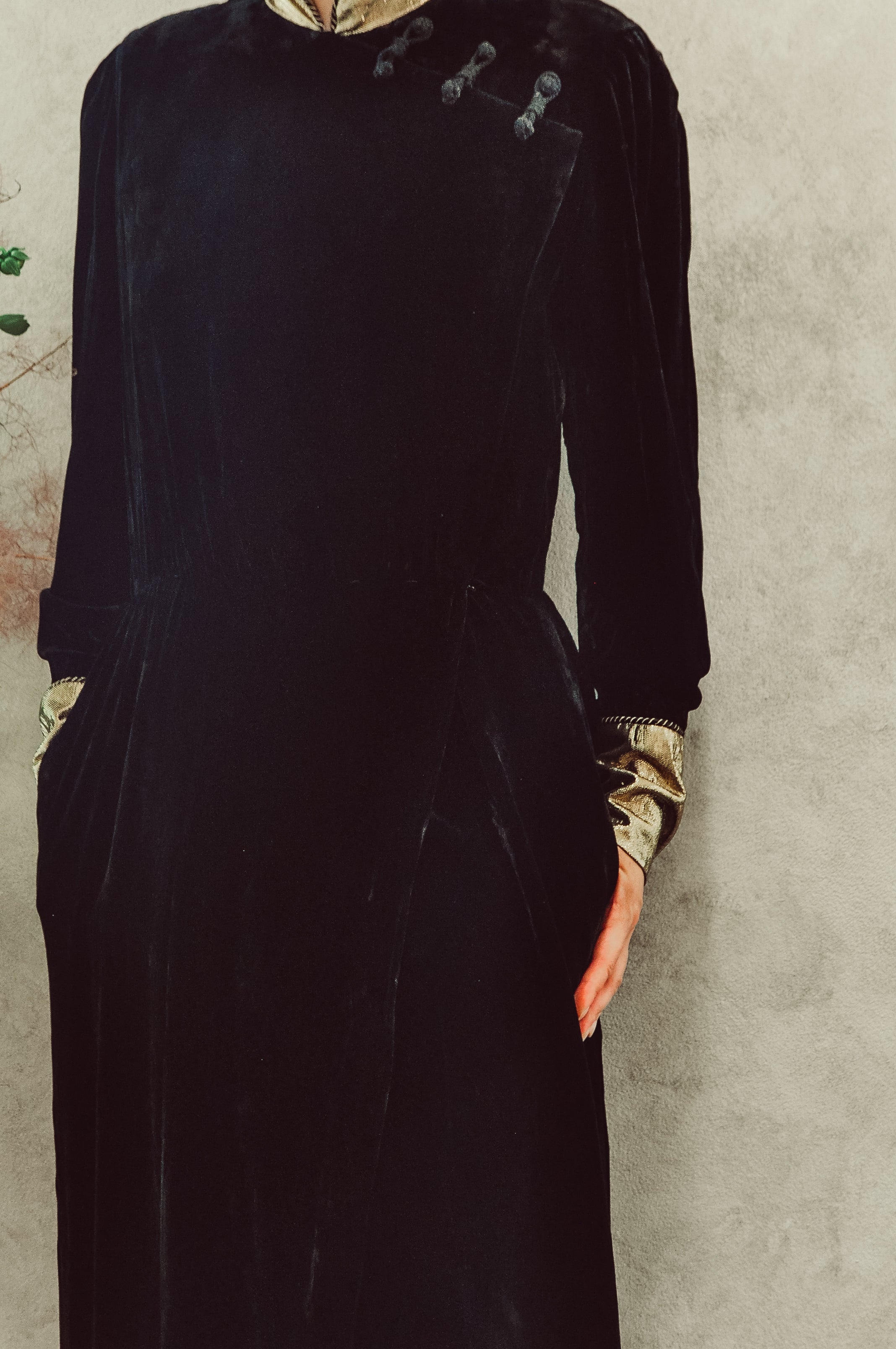 High Sea by Moonlight Vintage Mandarin Collar Velvet Wrap Dress